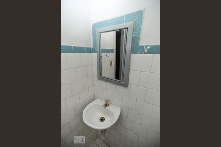 Banheiro de apartamento para alugar com 1 quarto, 65m² em Quintino Bocaiúva, Rio de Janeiro