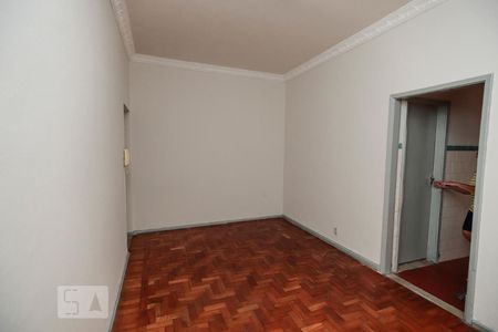 Sala de apartamento para alugar com 1 quarto, 65m² em Quintino Bocaiúva, Rio de Janeiro