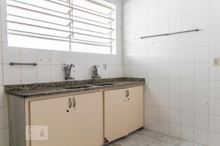 Cozinha de casa para alugar com 5 quartos, 340m² em Jardim Guanabara, Rio de Janeiro