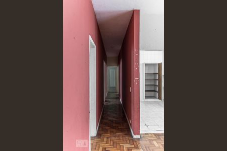 Corredor de casa para alugar com 5 quartos, 340m² em Jardim Guanabara, Rio de Janeiro