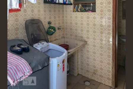 Area de Serviço de casa para alugar com 3 quartos, 151m² em Jardim Peri Peri, São Paulo