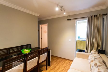 Sala de apartamento à venda com 2 quartos, 46m² em São Pedro, Osasco