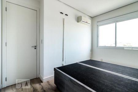 Quarto 1 de apartamento para alugar com 2 quartos, 51m² em Azenha, Porto Alegre