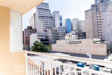 Sacada de kitnet/studio para alugar com 1 quarto, 28m² em Liberdade, São Paulo