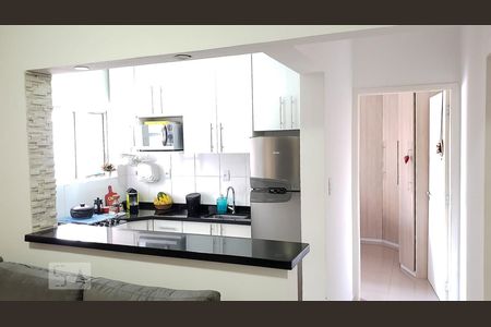 Cozinha de apartamento para alugar com 1 quarto, 48m² em Brás, São Paulo