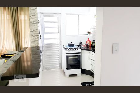 Cozinha de apartamento para alugar com 1 quarto, 48m² em Brás, São Paulo