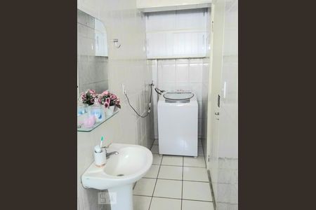 Banheiro  de apartamento para alugar com 1 quarto, 48m² em Brás, São Paulo