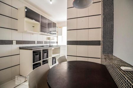 Cozinha de apartamento à venda com 2 quartos, 78m² em Tristeza, Porto Alegre