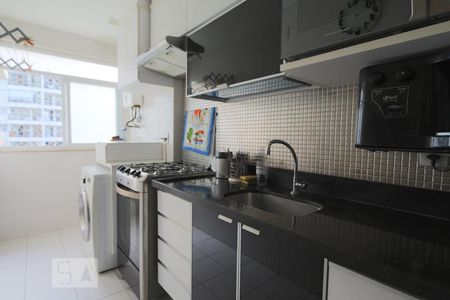 Cozinha - Armários de apartamento à venda com 2 quartos, 75m² em Jacarepaguá, Rio de Janeiro