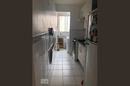 Cozinha de apartamento à venda com 2 quartos, 50m² em Vila Mira, São Paulo