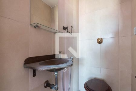 Lavabo de apartamento para alugar com 3 quartos, 124m² em Tijuca, Rio de Janeiro