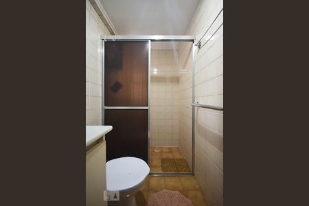 Detalhe do Banheiro de apartamento para alugar com 2 quartos, 52m² em Jardim Taboão, São Paulo