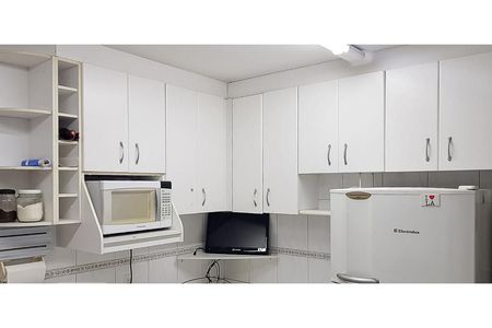 Cozinha de apartamento para alugar com 2 quartos, 115m² em Indianópolis, São Paulo