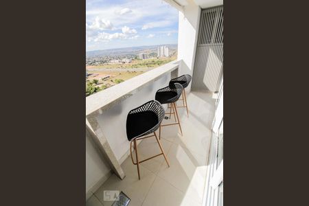 Varanda da Sala (integrada com a suíte) de apartamento para alugar com 1 quarto, 40m² em Jardim Goiás, Goiânia
