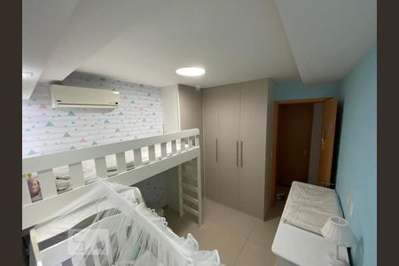 Quarto de apartamento à venda com 2 quartos, 90m² em Icaraí, Niterói