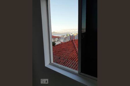 Vista do Quarto 1 de apartamento para alugar com 2 quartos, 65m² em Praia Comprida, São José