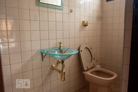 Lavabo de casa à venda com 3 quartos, 220m² em Vila Taquari, São Paulo
