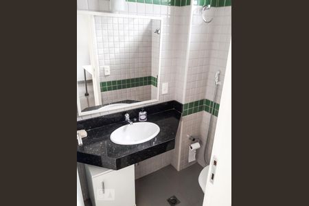 Banheiro de apartamento para alugar com 1 quarto, 40m² em Centro, Rio de Janeiro