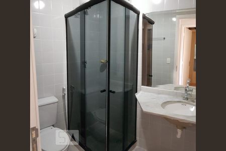 Banheiro de apartamento para alugar com 3 quartos, 82m² em Pechincha, Rio de Janeiro