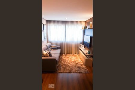 Sala de apartamento à venda com 3 quartos, 63m² em Jardim Santa Emília, São Paulo