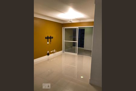 Sala de apartamento à venda com 3 quartos, 86m² em Vila Gumercindo, São Paulo