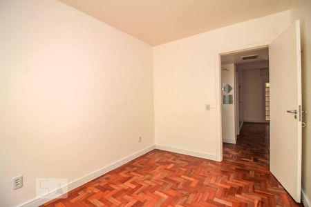 Dormitório de apartamento à venda com 1 quarto, 51m² em Petrópolis, Porto Alegre