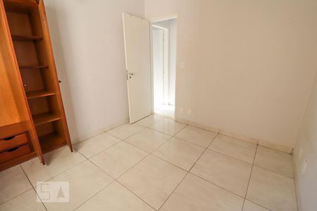 Quarto 1 de apartamento para alugar com 2 quartos, 60m² em Setor Bueno, Goiânia