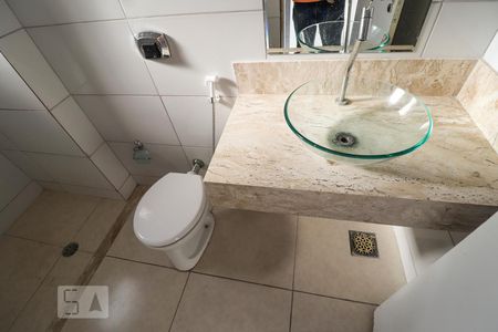 Banheiro da Suíte de apartamento para alugar com 2 quartos, 60m² em Setor Bueno, Goiânia