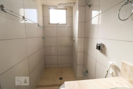 Banheiro da Suíte de apartamento para alugar com 2 quartos, 60m² em Setor Bueno, Goiânia