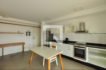 Sala/Cozinha de apartamento à venda com 1 quarto, 57m² em Pinheiros, São Paulo