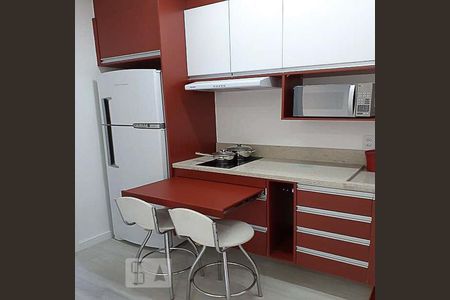 Cozinha de kitnet/studio para alugar com 1 quarto, 26m² em Vila Prudente, São Paulo