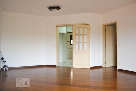 Sala de apartamento para alugar com 3 quartos, 101m² em Bela Aliança, São Paulo