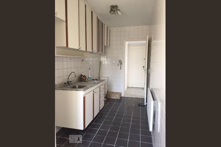 Cozinha de apartamento à venda com 2 quartos, 70m² em Vila Andrade, São Paulo