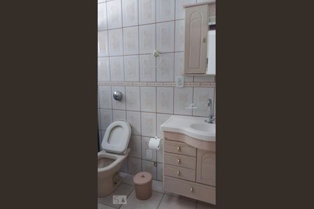 Banheiro de apartamento à venda com 3 quartos, 96m² em Vila Industrial, Campinas