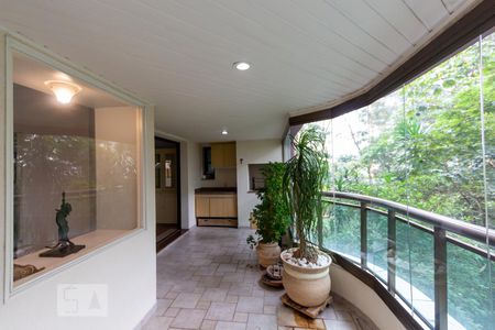 Varanda gourmet de apartamento para alugar com 4 quartos, 225m² em Jardim Fonte do Morumbi, São Paulo