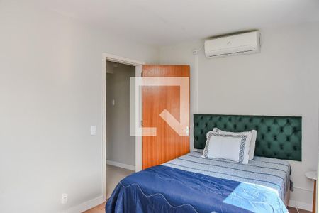 Quarto 1 de apartamento para alugar com 3 quartos, 136m² em Higienópolis, Porto Alegre