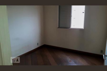 Quarto 1 de apartamento para alugar com 3 quartos, 70m² em Vila Firmiano Pinto, São Paulo