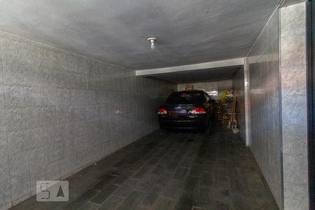 garagem entrada principal de casa para alugar com 4 quartos, 252m² em Vila Guilherme, São Paulo