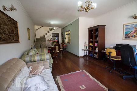 sala de casa para alugar com 4 quartos, 252m² em Vila Guilherme, São Paulo