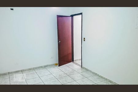 Quarto 1 de casa para alugar com 3 quartos, 210m² em Vila Camilópolis, Santo André