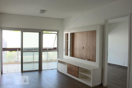 Sala de apartamento para alugar com 1 quarto, 72m² em Barra da Tijuca, Rio de Janeiro