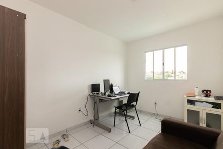 Quarto 2 de casa para alugar com 2 quartos, 60m² em Vila Costa Melo, São Paulo