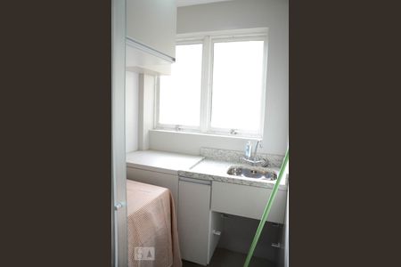 Apartamento para alugar com 2 quartos, 45m² em Centro, Canoas