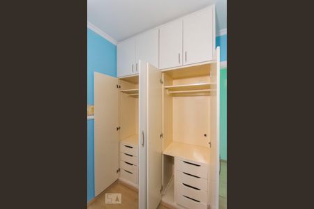 Quarto de apartamento para alugar com 2 quartos, 74m² em Jardim Nova Europa, Campinas