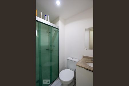 Banheiro da suíte 1 de apartamento à venda com 2 quartos, 79m² em Vila Andrade, São Paulo