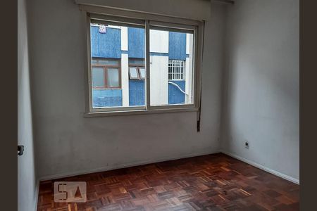 Dormitório de apartamento para alugar com 2 quartos, 55m² em São João, Porto Alegre