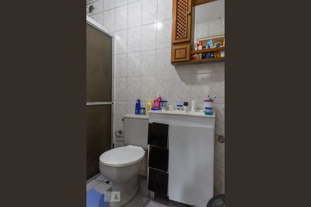 Banheiro de apartamento à venda com 1 quarto, 39m² em Alto Petrópolis, Porto Alegre