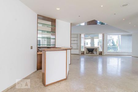 Sala de casa de condomínio para alugar com 5 quartos, 760m² em Alphaville Residencial Dois, Barueri