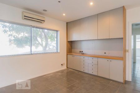 Sala de almoço de casa de condomínio para alugar com 5 quartos, 760m² em Alphaville Residencial Dois, Barueri