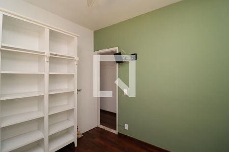 Quarto 1 de apartamento para alugar com 3 quartos, 120m² em Jardim Guanabara, Rio de Janeiro